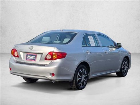 Used 2010 Toyota Corolla LE image 5