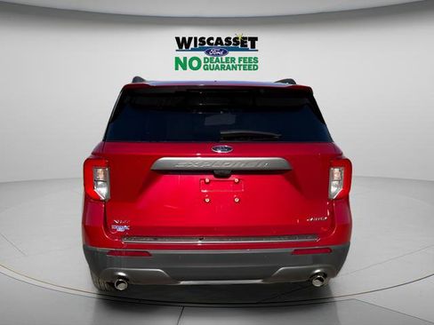 Used 2023 Ford Explorer XLT w/ Equipment Group 202A AWD/4WD image 26