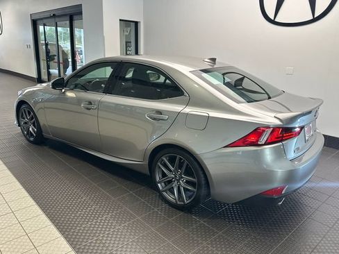 Used 2016 Lexus IS 350 RWD image 4