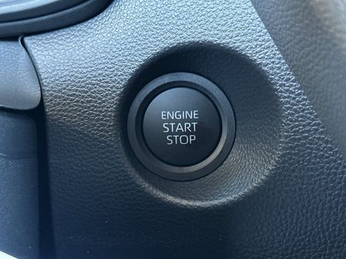 Certified 2026 Toyota Corolla Cross LE FWD image 21