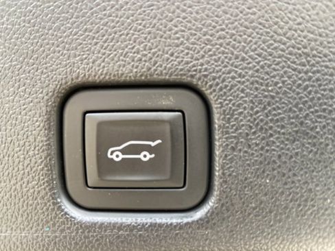 Used 2024 GMC Acadia Elevation AWD/4WD image 36