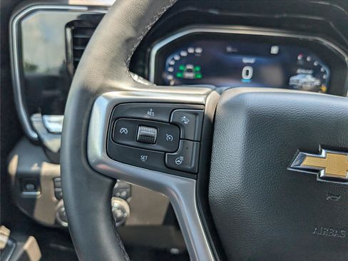 Used 2023 Chevrolet Silverado 1500 LT AWD/4WD image 23