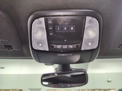 Used 2024 Dodge Durango Citadel image 32