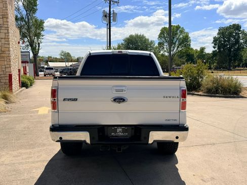 Used 2014 Ford F150 Lariat w/ Equipment Group 501A Mid RWD image 4