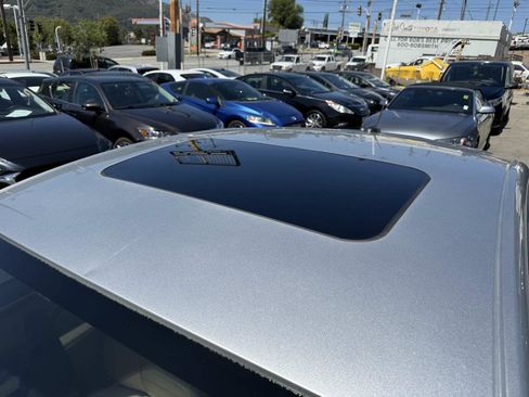 Used 2014 Ford Fusion SE w/ Equipment Group 202A FWD image 8