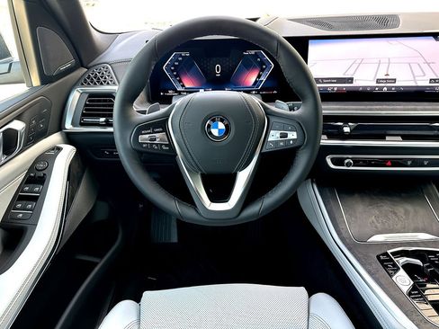 New 2026 BMW X5 sDrive40i w/ Climate Comfort Package image 16