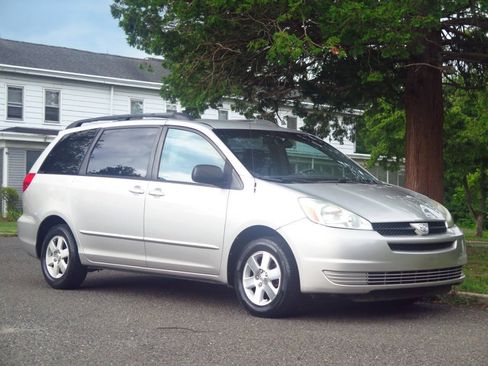 Used 2004 Toyota Sienna LE FWD image 5