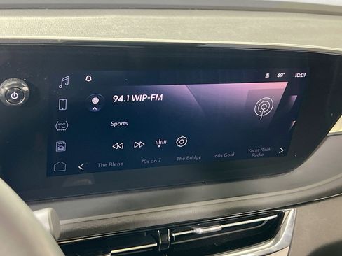 Used 2025 Buick Envista Avenir FWD image 14