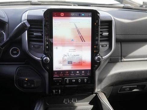New 2026 RAM 2500 Laramie AWD/4WD image 14
