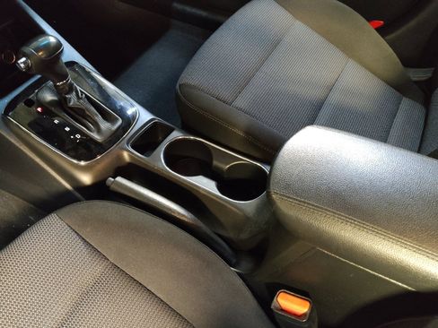 Used 2017 Kia Forte LX FWD image 26