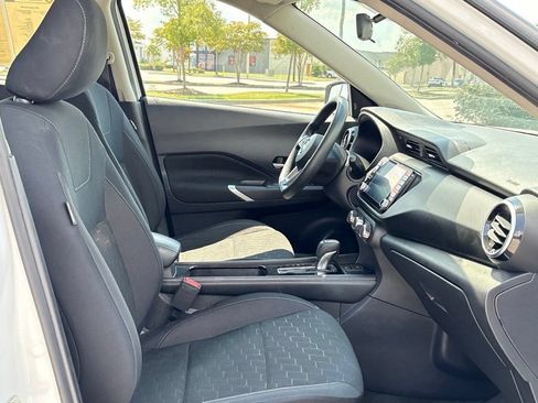 Used 2024 Nissan Kicks SV FWD image 20