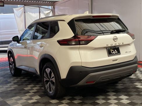 Used 2022 Nissan Rogue SV w/ SV Premium Package AWD/4WD image 4
