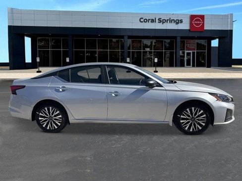 New 2026 Nissan Altima 2.5 SV image 6