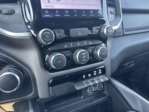 Used 2022 RAM 1500 Big Horn image 26
