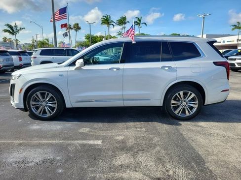 Used 2023 Cadillac XT6 Premium Luxury FWD image 5