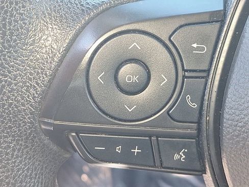 Used 2024 Toyota Corolla LE image 40