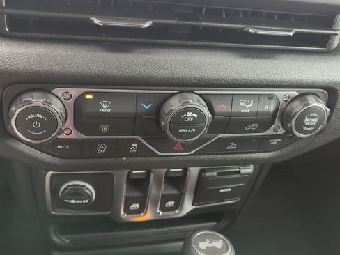New 2026 Jeep Wrangler Sport S AWD/4WD image 23