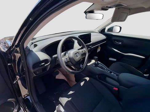 New 2027 Honda HR-V LX image 10