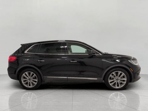 Used 2017 Lincoln MKX Reserve w/ Driver Assistance Package AWD/4WD image 11