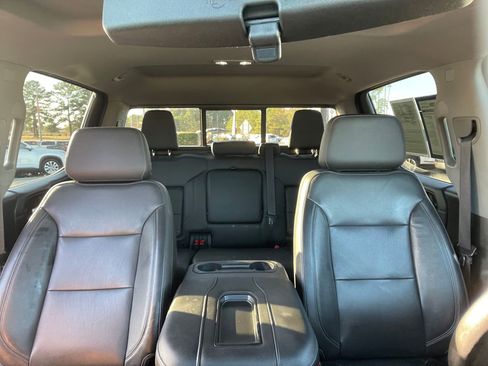 Used 2019 Chevrolet Silverado 1500 LT Trail Boss image 29