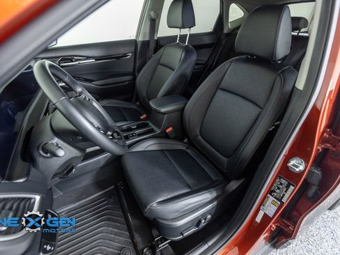 Used 2025 Kia Seltos SX w/ SX Sunroof Package AWD/4WD image 24