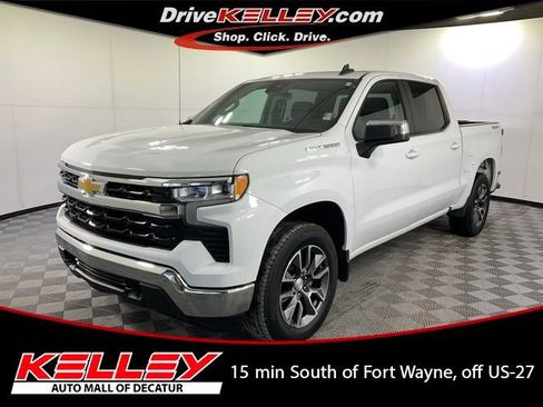 Used 2022 Chevrolet Silverado 1500 LT image 1
