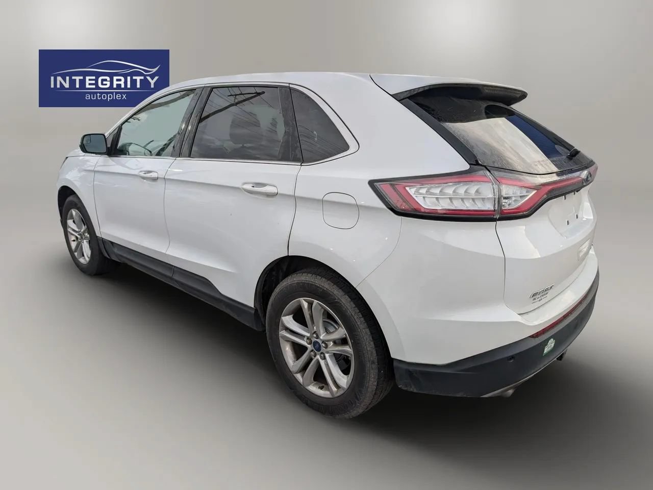 Used 2016 Ford Edge SEL w/ Equipment Group 201A AWD/4WD image 4