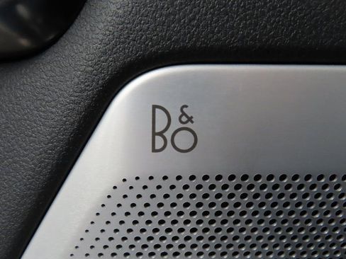 Used 2025 Ford F250 Platinum w/ FX4 Off-Road Package image 71