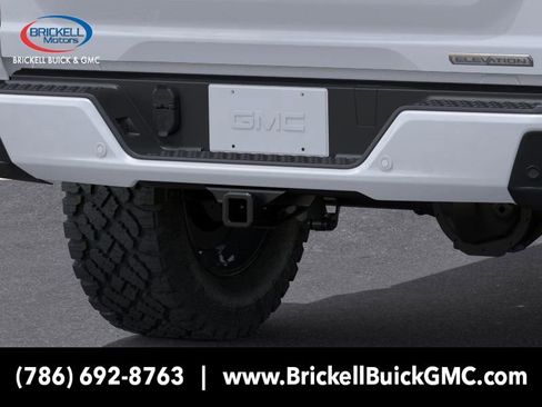 New 2025 GMC Canyon Elevation image 14