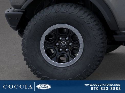New 2025 Ford Bronco Badlands w/ Sasquatch Package image 21