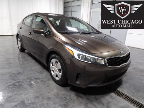 Used 2018 Kia Forte LX FWD image 1