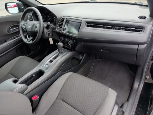 Used 2022 Honda HR-V Sport image 18