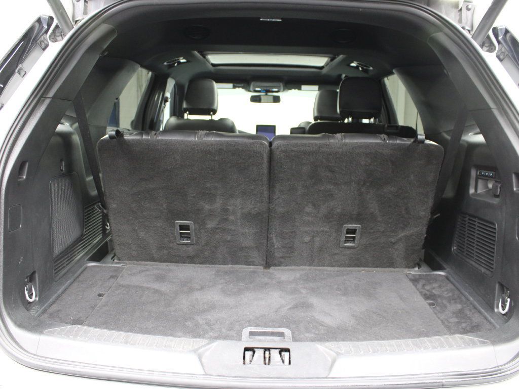 Used 2024 Ford Explorer ST w/ Technology Package AWD/4WD image 43