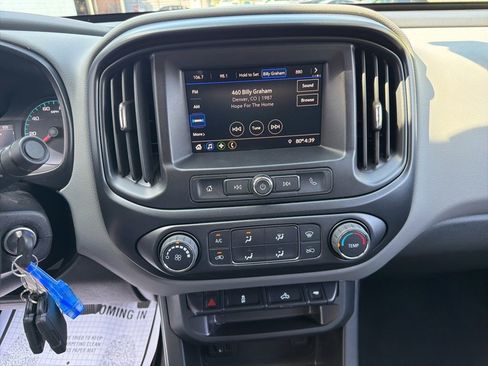 Used 2022 Chevrolet Colorado W/T w/ WT Convenience Package AWD/4WD image 29