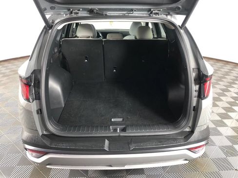 Used 2025 Hyundai Tucson SEL AWD/4WD image 19