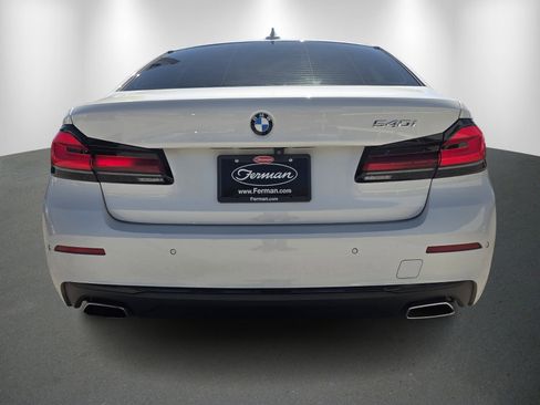 Used 2021 BMW 540i w/ Premium Package RWD image 6