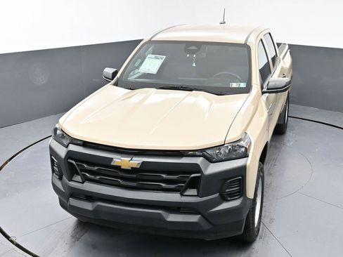 Used 2024 Chevrolet Colorado W/T image 41
