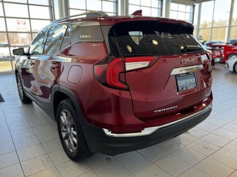 Used 2023 GMC Terrain SLT image 42