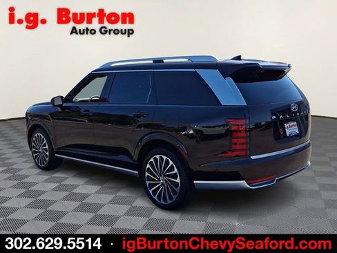 Used 2026 Hyundai Palisade Calligraphy FWD image 4