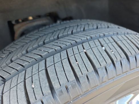 Used 2015 GMC Yukon Denali w/ Open Road Package image 28