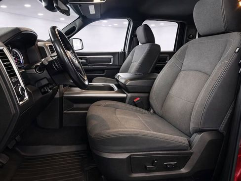 Used 2021 RAM 1500 Classic Warlock AWD/4WD image 14
