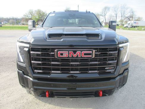 New 2026 GMC Sierra 2500 AT4X image 11