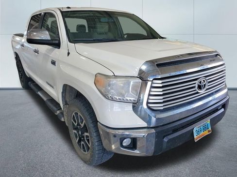 Used 2016 Toyota Tundra Limited w/ Limited Premium Package AWD/4WD image 3