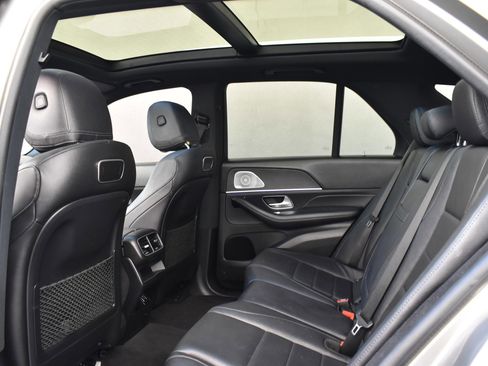 Used 2020 Mercedes-Benz GLE 350 4MATIC image 25