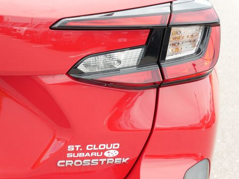 Used 2024 Subaru Crosstrek 2.0i AWD/4WD image 17