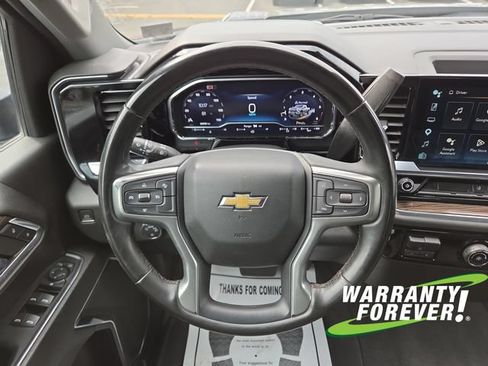 Used 2024 Chevrolet Silverado 2500 LT AWD/4WD image 9