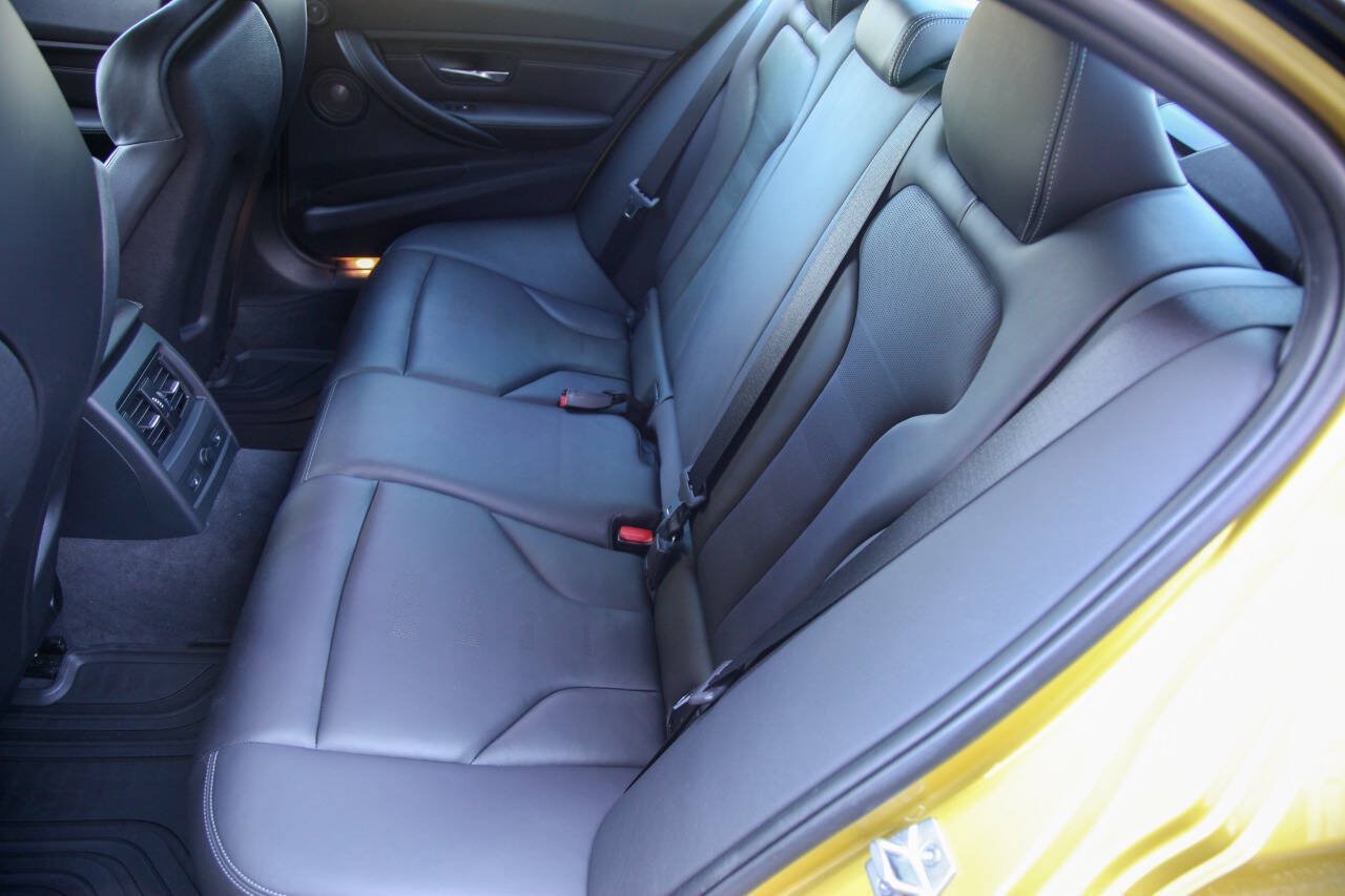 Used 2015 BMW M3 RWD image 49
