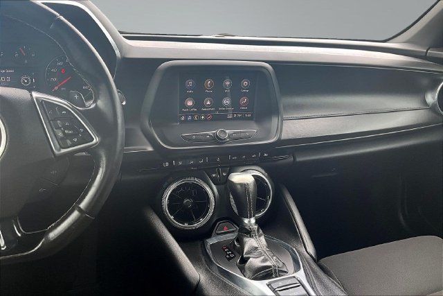 Used 2021 Chevrolet Camaro LT RWD image 9