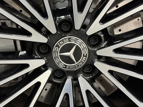 Certified 2026 Mercedes-Benz S 500 4MATIC image 18