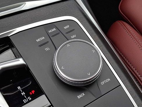 Certified 2023 BMW 330i xDrive Sedan w/ Convenience Package image 26